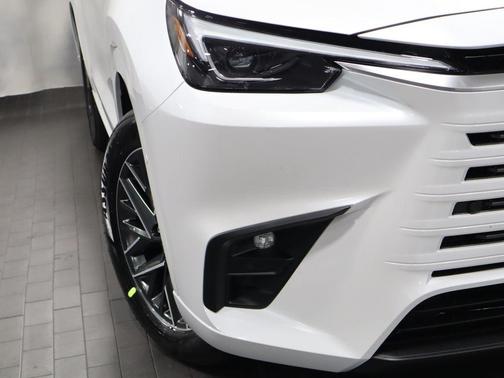 Wind Chill Pearl 2026 Lexus TX 350 Luxury