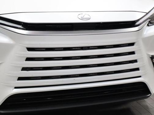 Wind Chill Pearl 2026 Lexus TX 350 Luxury