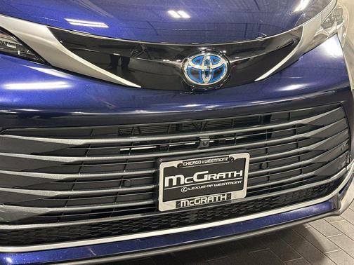 Blueprint 2025 Toyota Sienna Platinum