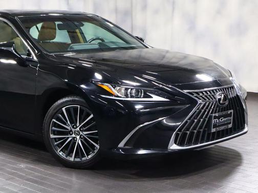 Obsidian 2022 Lexus ES 350 Base