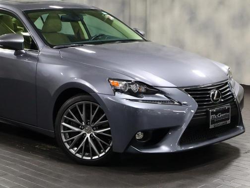 2016 Lexus IS 300 Base