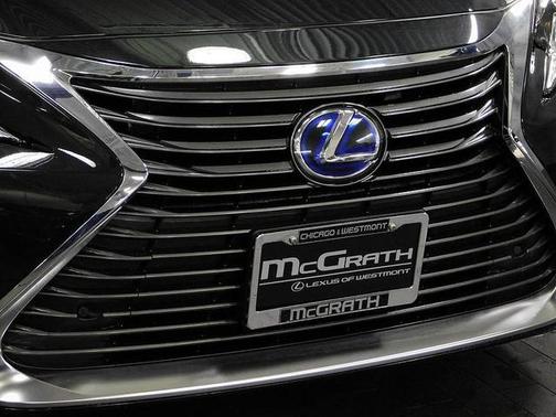 2017 Lexus ES 300h Base