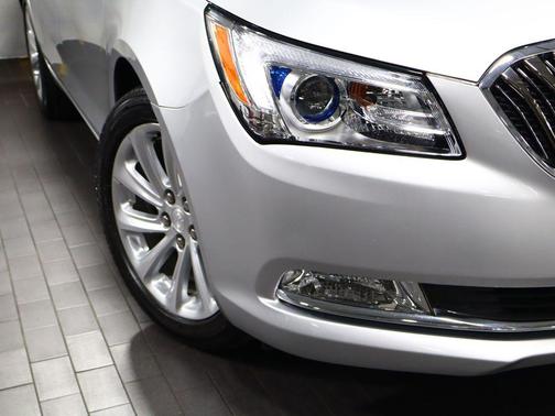 Quicksilver Metallic 2016 Buick LaCrosse Leather