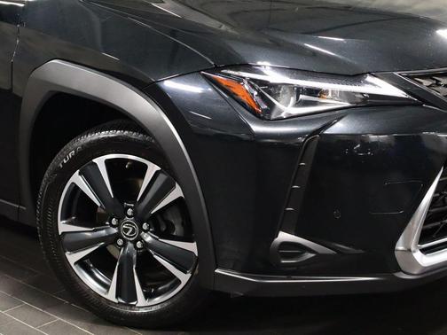 2022 Lexus UX 200 Base