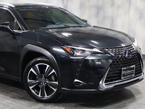 2020 Lexus UX 250h Base