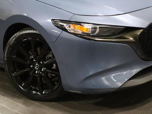 2024 Mazda Mazda3 2.5 S Carbon Edition