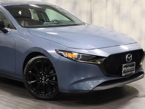 2024 Mazda Mazda3 2.5 S Carbon Edition