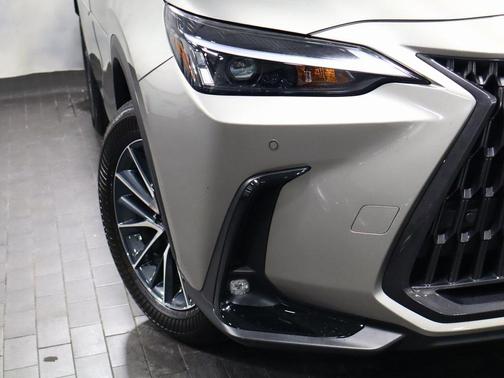 2025 Lexus NX 350h 350h Base