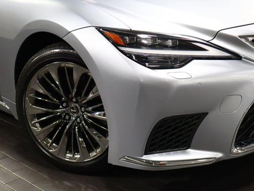 Sonic Iridium 2021 Lexus LS 500 Base