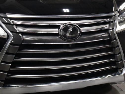 2018 Lexus LX 570 Base