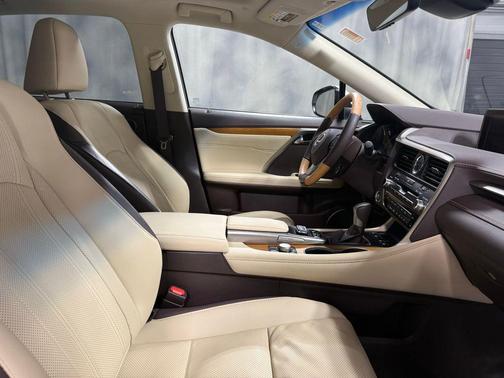 Eminent White Pearl 2019 Lexus RX 350 Base