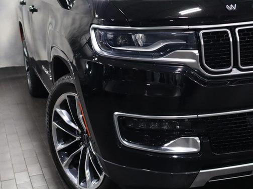 2022 Jeep Wagoneer Series III 4x4