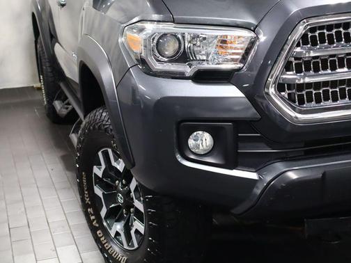 Magnetic Gray Metallic 2016 Toyota Tacoma TRD Off Road