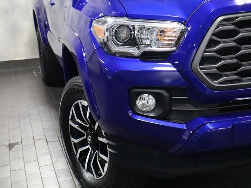 Blue Crush Metallic 2022 Toyota Tacoma TRD Sport