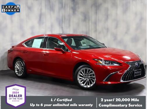 2022 Lexus ES 300h Luxury