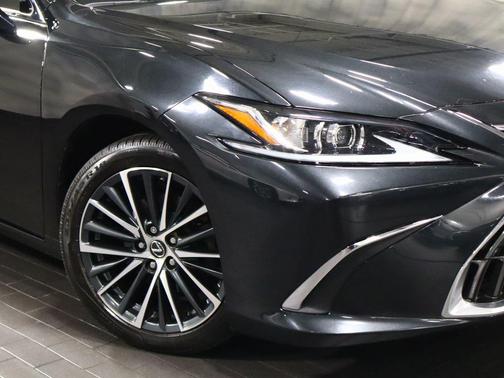 2022 Lexus ES 350 Base