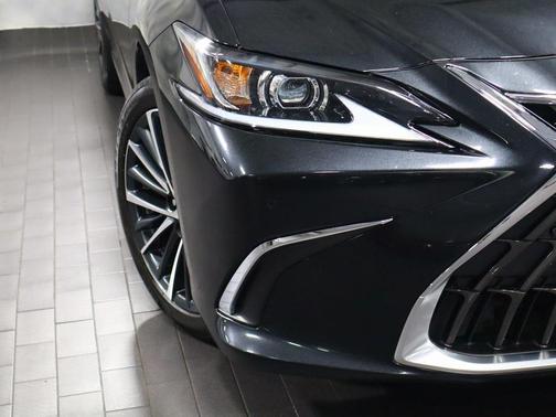 2022 Lexus ES 350 Base