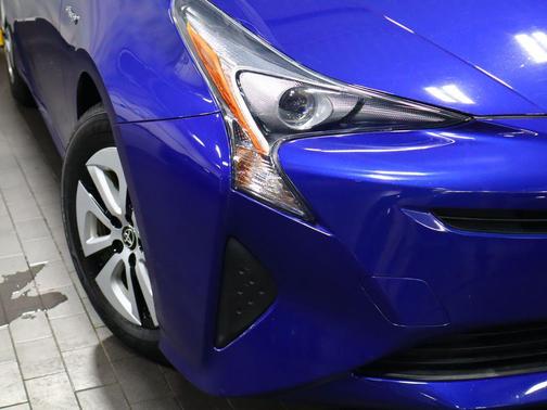 Blue Crush Metallic 2016 Toyota Prius Three