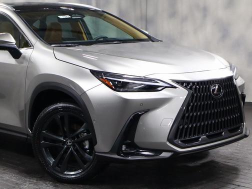 2026 Lexus NX 450h+ NX 450h+ Luxury