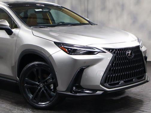 Atomic Silver 2026 Lexus NX 450h+ NX 450h+ Luxury