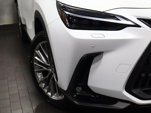 Ultra White 2026 Lexus NX 350h Luxury