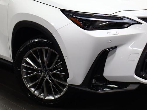 Ultra White 2026 Lexus NX 350h Luxury