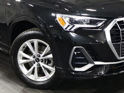 2022 Audi Q3 45 S line Premium Plus