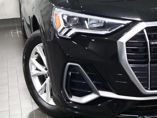 2022 Audi Q3 45 S line Premium Plus