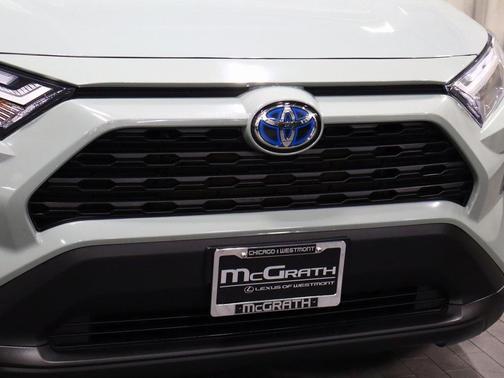 2023 Toyota RAV4 Hybrid XLE Premium