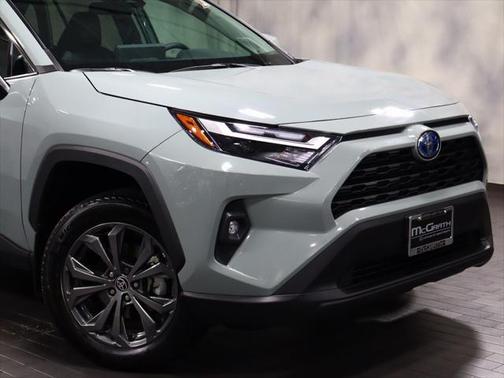 2023 Toyota RAV4 Hybrid XLE Premium