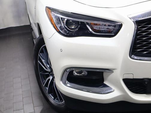 2018 INFINITI QX60 Base