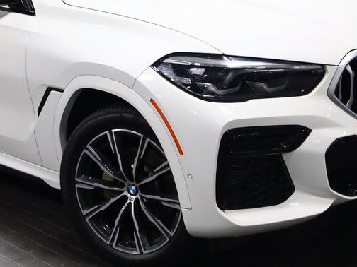 2023 BMW X6 xDrive40i