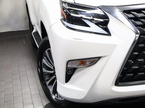 Starfire Pearl 2022 Lexus GX 460 Luxury