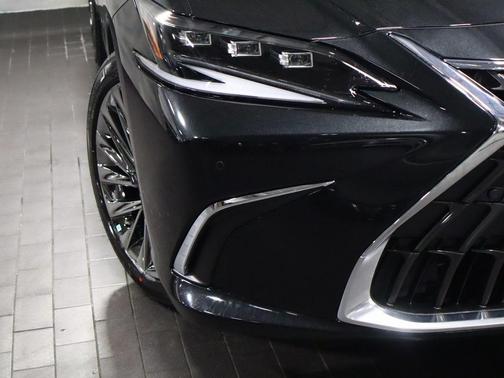 2025 Lexus ES 350 Ultra Luxury