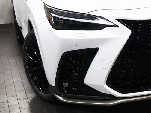 2024 Lexus NX 450h+ F SPORT Handling
