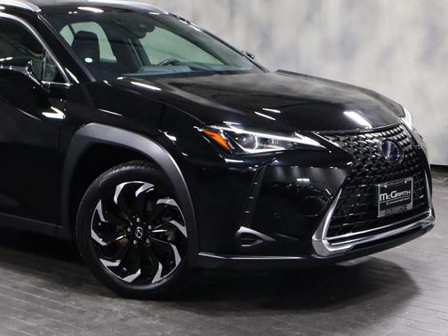 2021 Lexus UX 250h Base