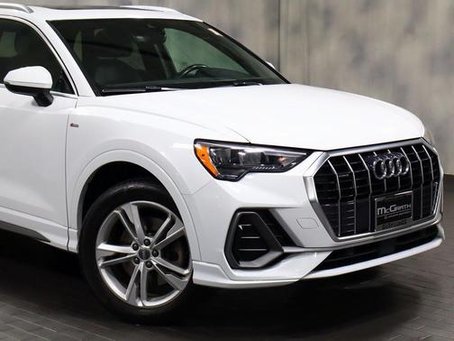 2020 Audi Q3 45 S line Premium