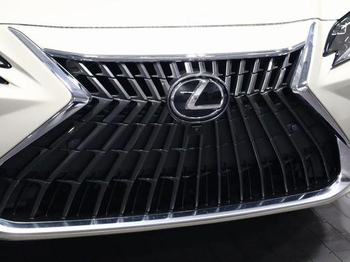 2025 Lexus ES 350 Ultra Luxury