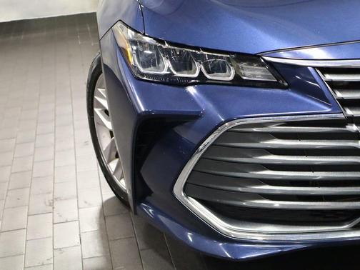 2019 Toyota Avalon XLE