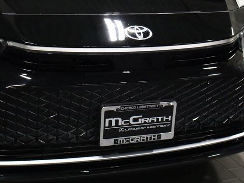 2024 Toyota Crown Platinum