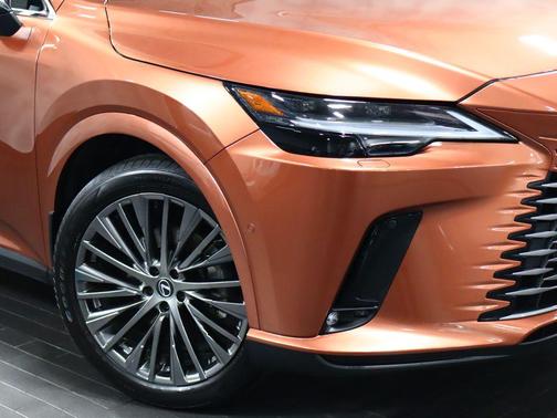 Copper Crest 2023 Lexus RX 350h Luxury