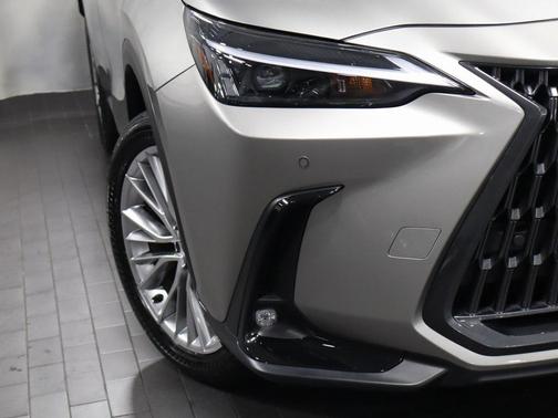 2025 Lexus NX 350h Premium