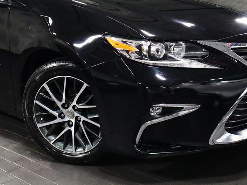 2017 Lexus ES 350 Base