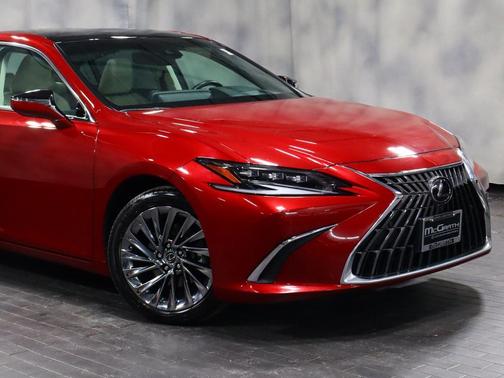 2024 Lexus ES 350 Ultra Luxury