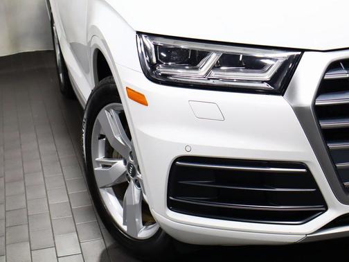 2018 Audi Q5 2.0T Tech Premium