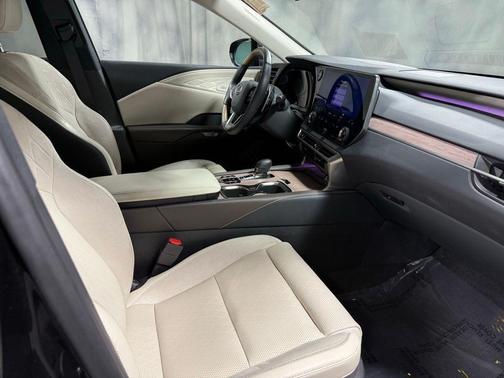 2025 Lexus RX 350 Luxury