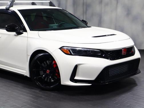 2025 Honda Civic Type R Base