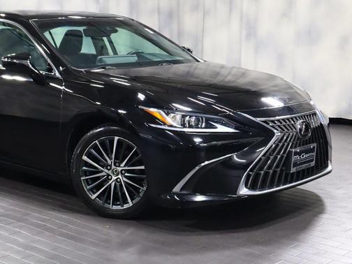 2022 Lexus ES 350 Base