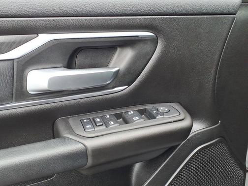 Billet Silver Metallic Clearcoat 2025 RAM 1500 Big Horn/Lone Star