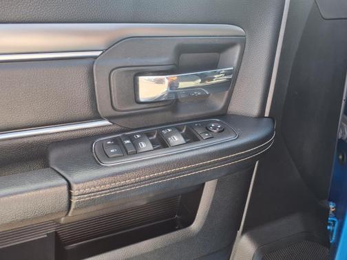 2021 RAM 1500 Classic SLT